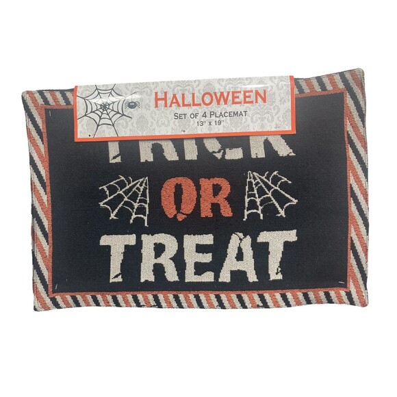 Halloween SPIDER WEB Woven Placemats 13”x19” NEW 2017 Set of 4 "TRICK or TREAT" - Picture 1 of 4